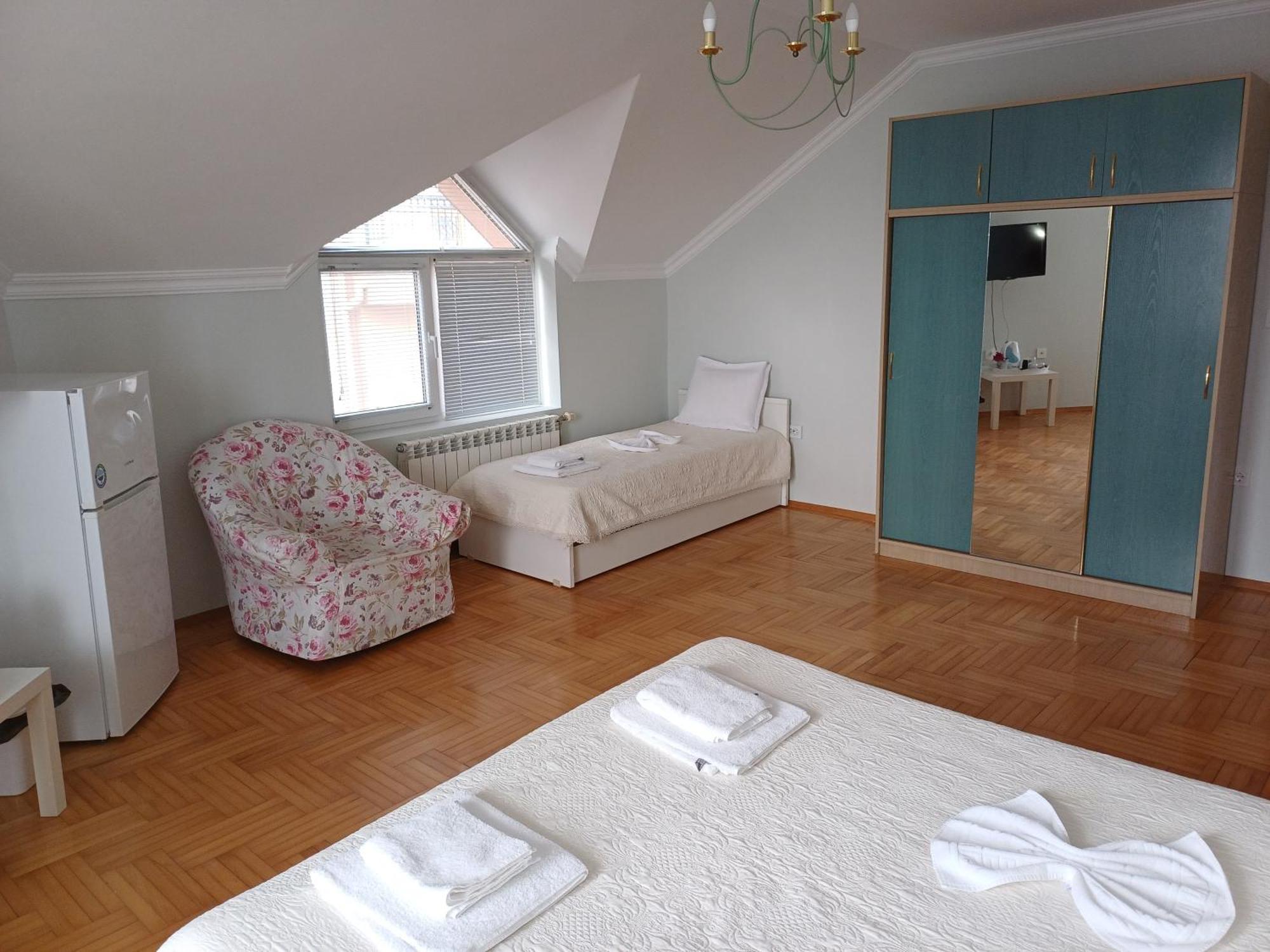 Guest Rooms Deva Burgas Exterior photo