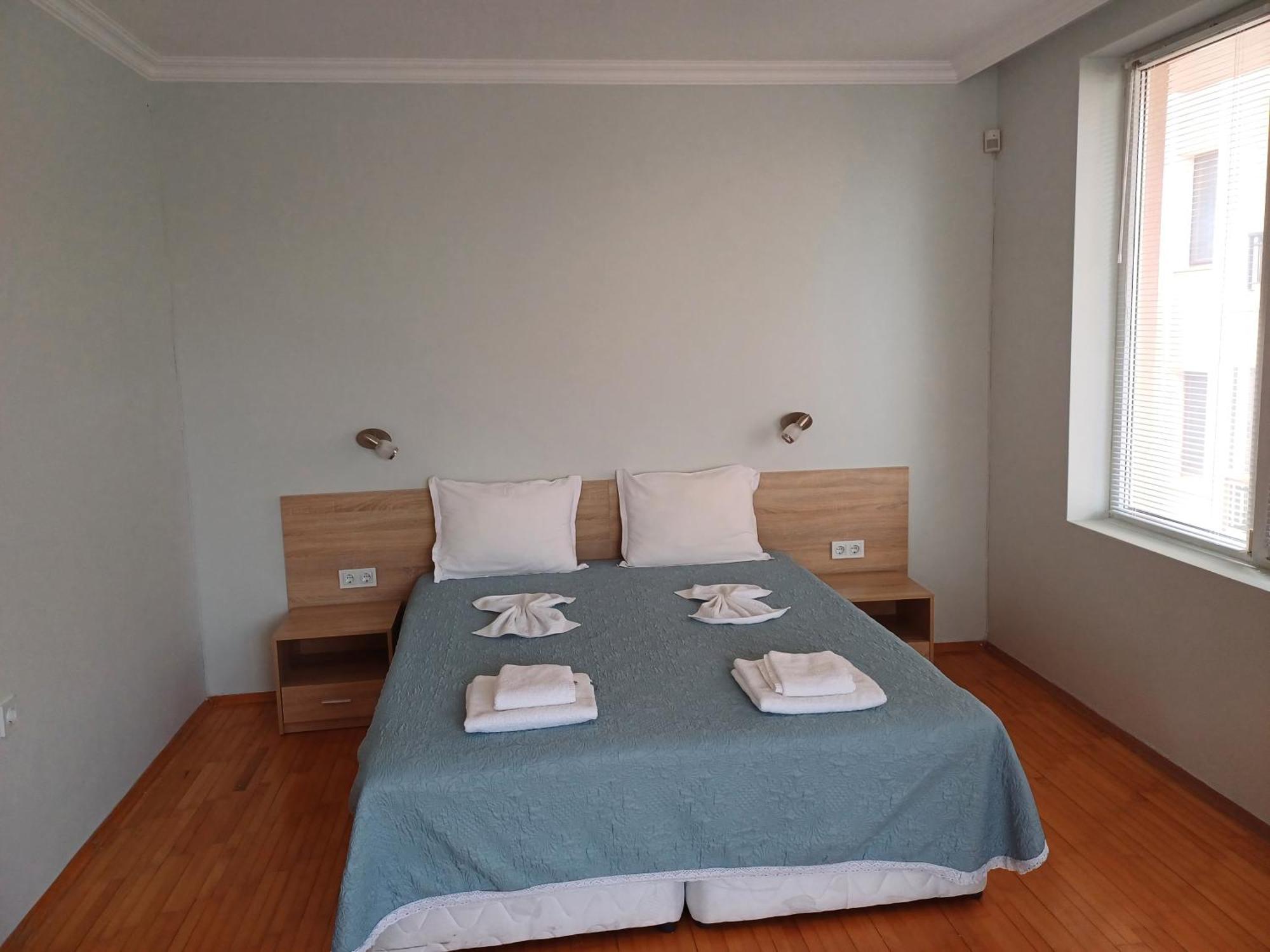 Guest Rooms Deva Burgas Exterior photo
