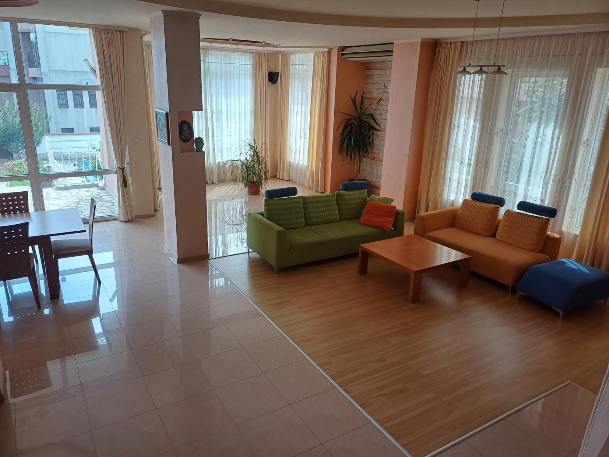 Guest Rooms Deva Burgas Exterior photo