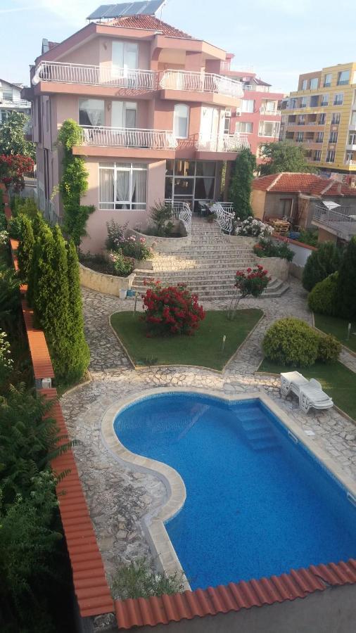 Guest Rooms Deva Burgas Exterior photo
